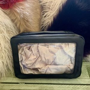 💄💋Cosmetic bag💋FREE💋Bundle 💋#MT3